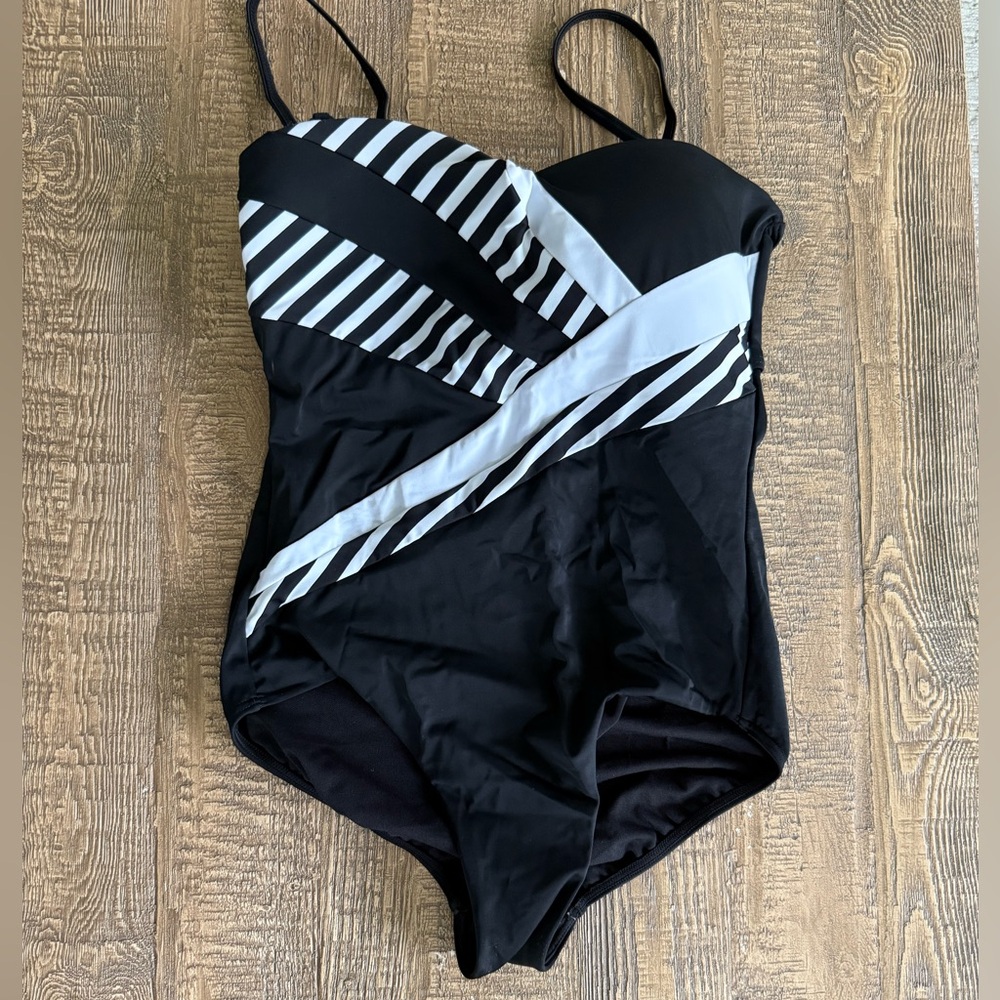 Swimsuits For All Elegant Black Swimsuit